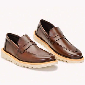 Sapato Masculino Elegante Loafer Tratorado de Couro