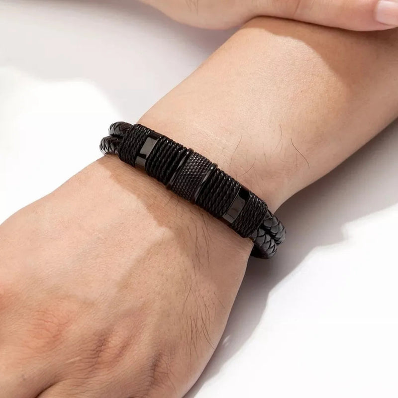 Pulseira Masculina Couro Genuíno com Aco Inoxidavel – Dom Conrado 