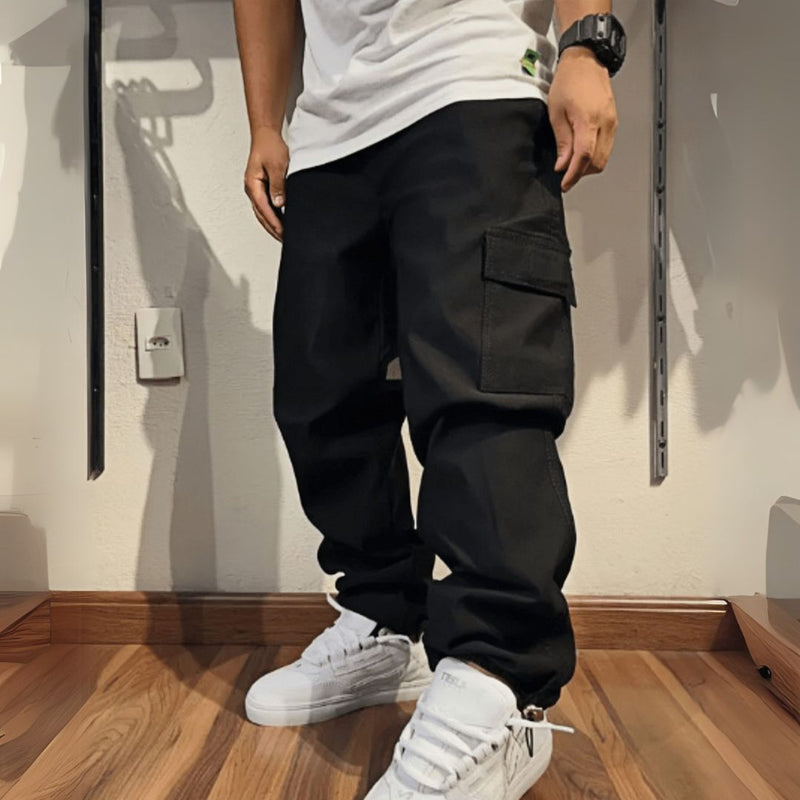Calça Cargo Masculina Denim e Sarja com Bolsos Preta - Baruel | Dom Conrado