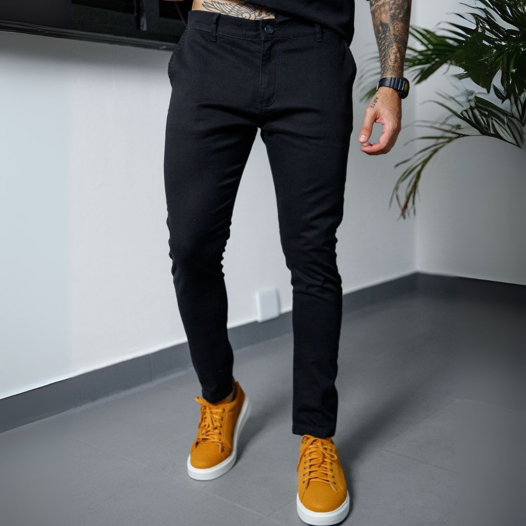 Calça Masculina Esporte Fino de Sarja Preta com Bolso Faca