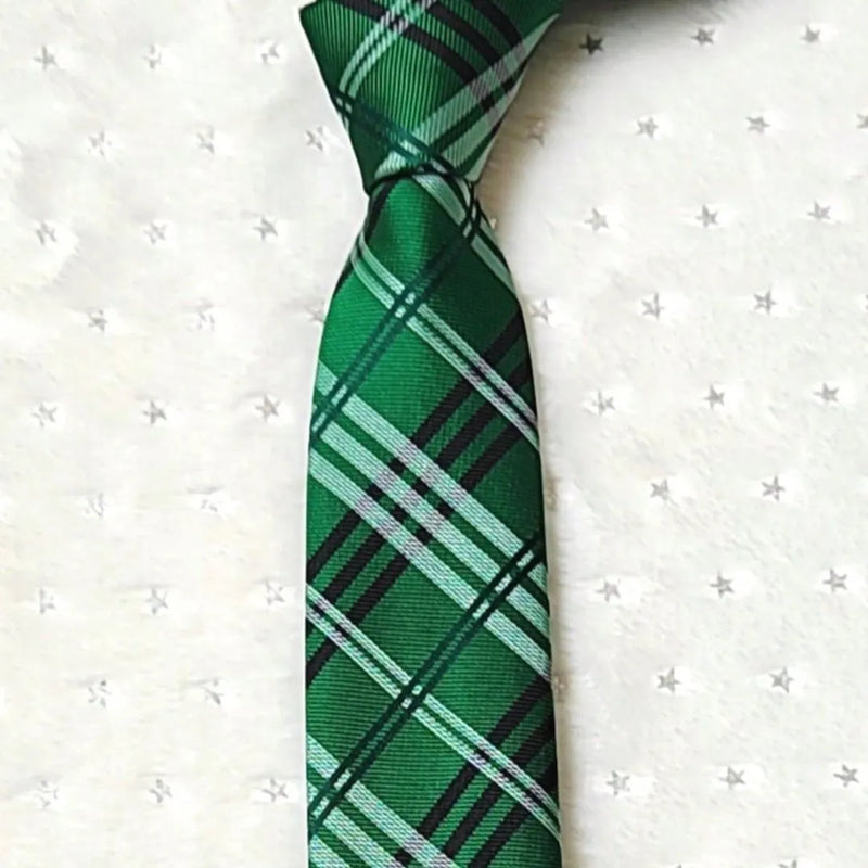 Gravata Social Masculina Xadrez Gregory - Estilo e Conforto para o Homem Moderno