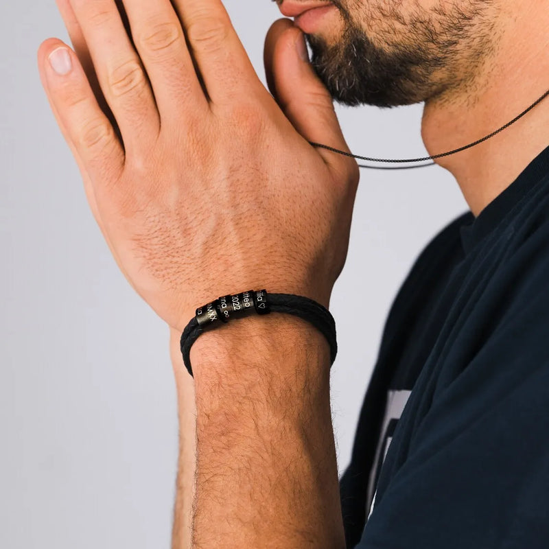 Pulseira de Couro Masculina Personalizada - Mashle - Enviar o Nome via Whatsapp